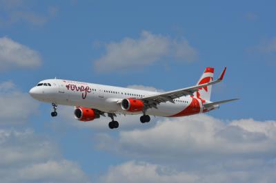 Photo of aircraft C-GJTH operated by Air Canada Rouge