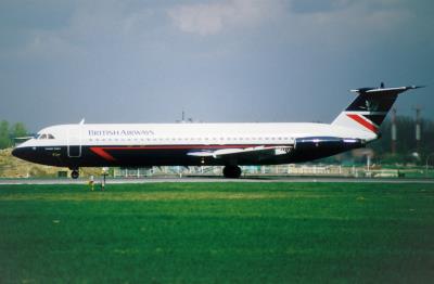 Photo of aircraft G-AVMW operated by British Airways