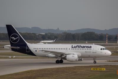 Photo of aircraft D-AIBM operated by Lufthansa Cityline