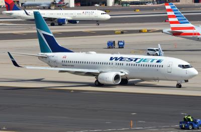 Photo of aircraft C-FCNW operated by WestJet