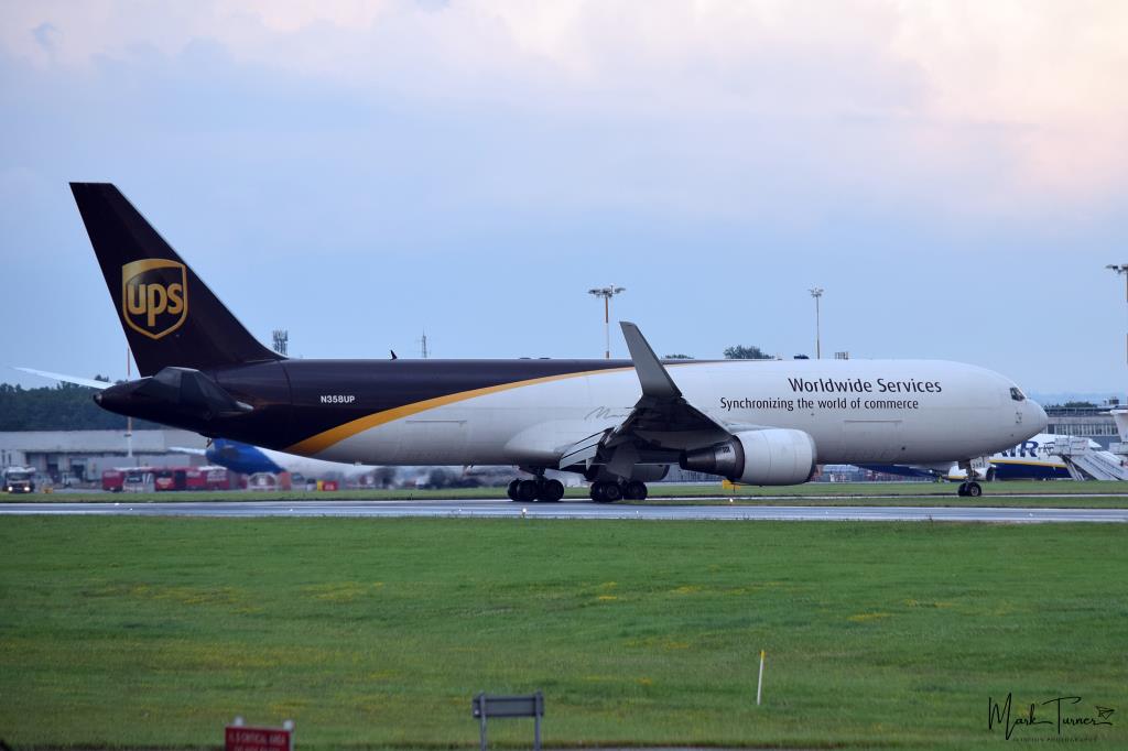 Photo of aircraft N358UP operated by United Parcel Service (UPS)