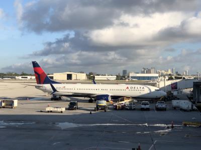Photo of aircraft N872DN operated by Delta Air Lines