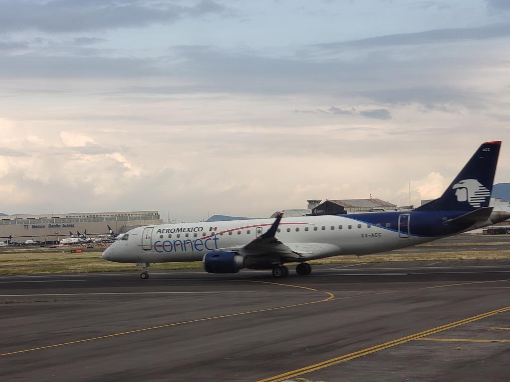Photo of aircraft XA-ACC operated by Aeromexico Connect
