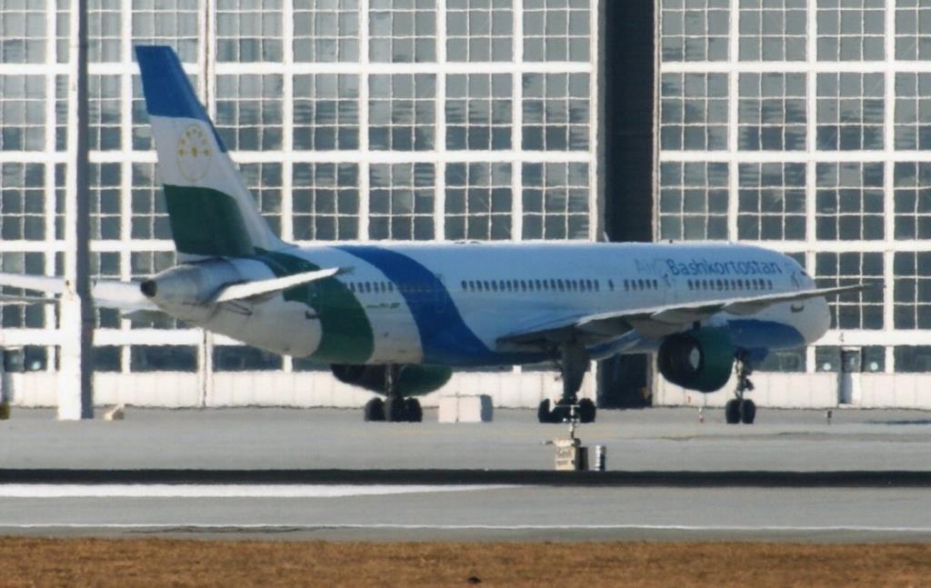 Photo of aircraft EI-LTO operated by Air Bashkortostan