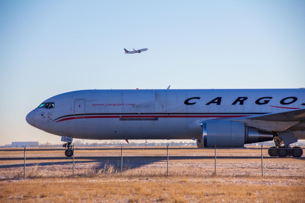 Photo of aircraft C-FMIJ operated by Cargojet Airways