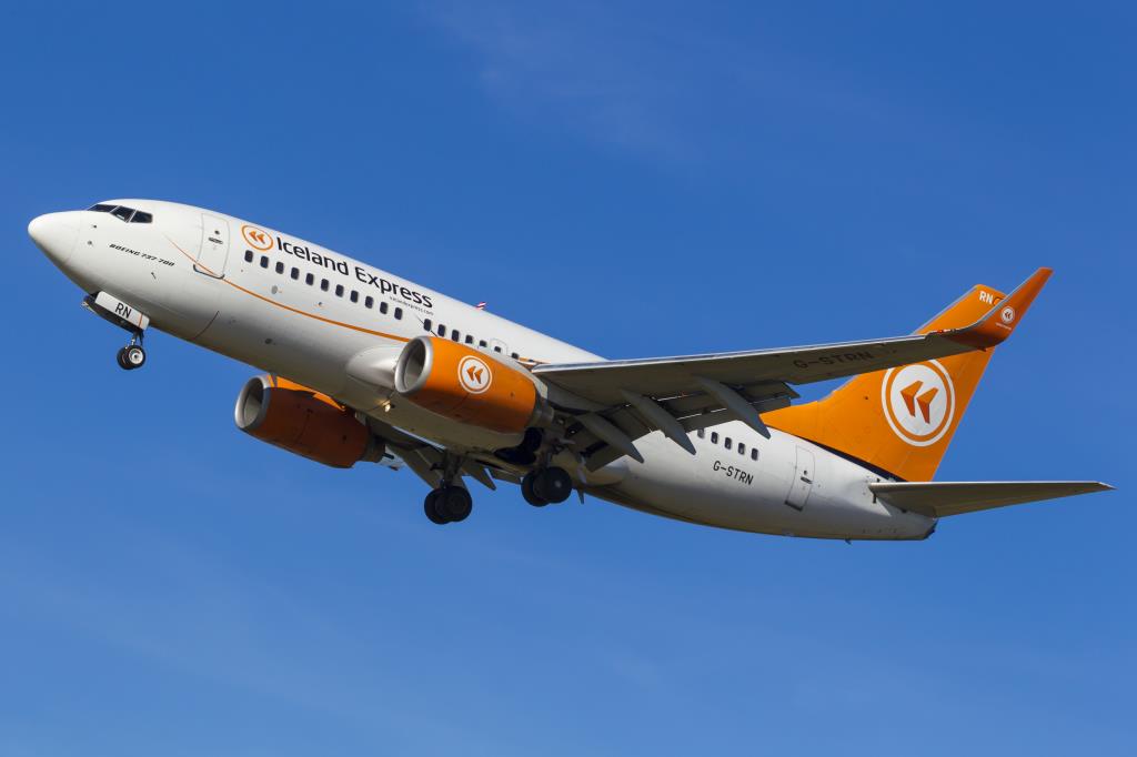 Photo of aircraft G-STRN operated by Iceland Express
