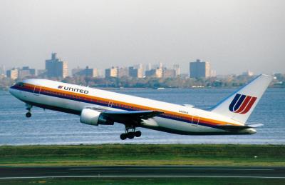 Image of aircraft registration N609UA - A 767-222(ER) operated by United Airlines