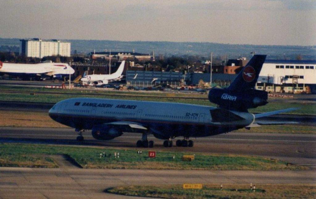 Photo of aircraft S2-ADN operated by Biman Bangladesh Airlines