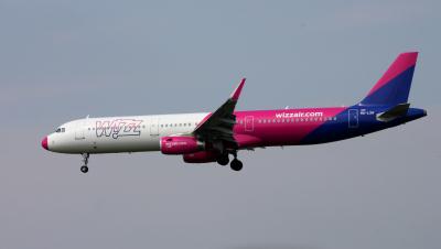 Photo of aircraft HA-LXH operated by Wizz Air