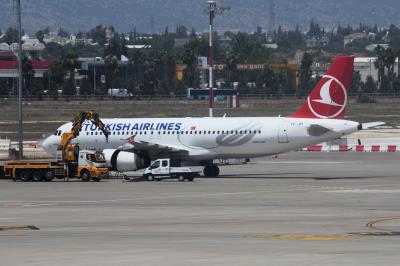 Photo of aircraft TC-JPI operated by Turkish Airlines