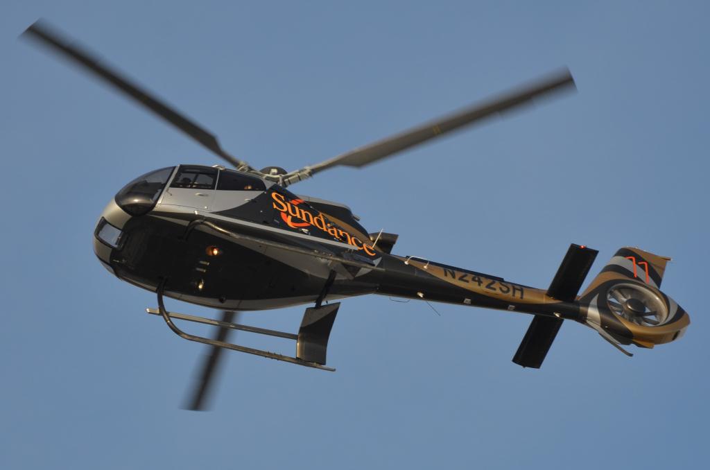 Photo of aircraft N242SH operated by Sundance Helicopters Inc
